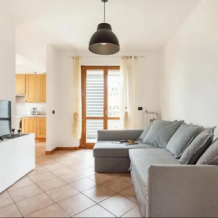Appartement Lussuoso Attico Con Garage Gratis Vicino Al Duomo E Allo Ieo Milan
